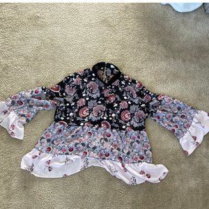 Bell Sleeve Velvet Loft Top